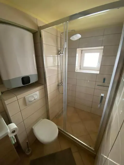Cosy Apartment In Old Quarter Baška