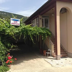 Summer 2 Gostinjska kuća