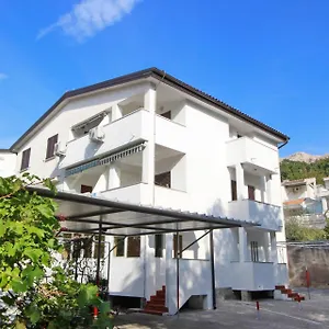 3* Vendégház Sersic