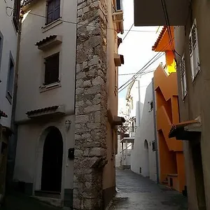 Old Town Apartman